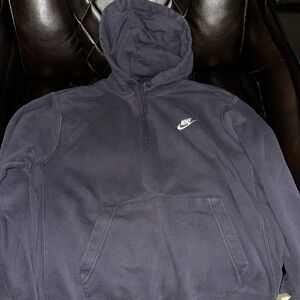 Nike men’s sweat shirt